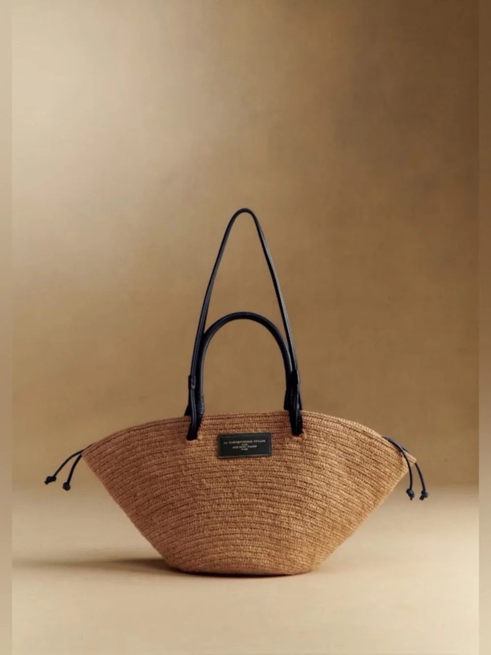 Sézane Justine Basket Bag in Deep Natural Raffia and Navy Handles - Picture 2 of 15